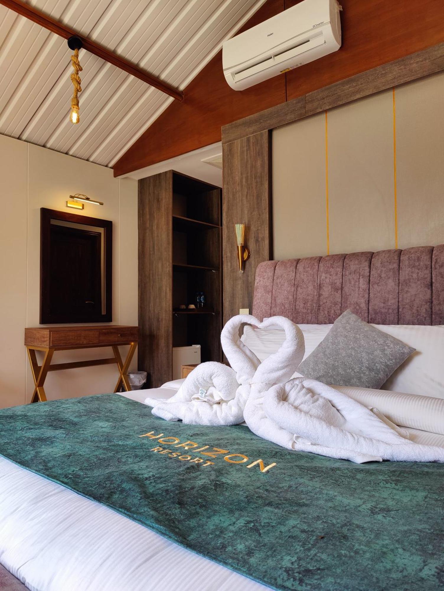Horizon Resort Attabad Lake Hunza Karimabad  Екстериор снимка